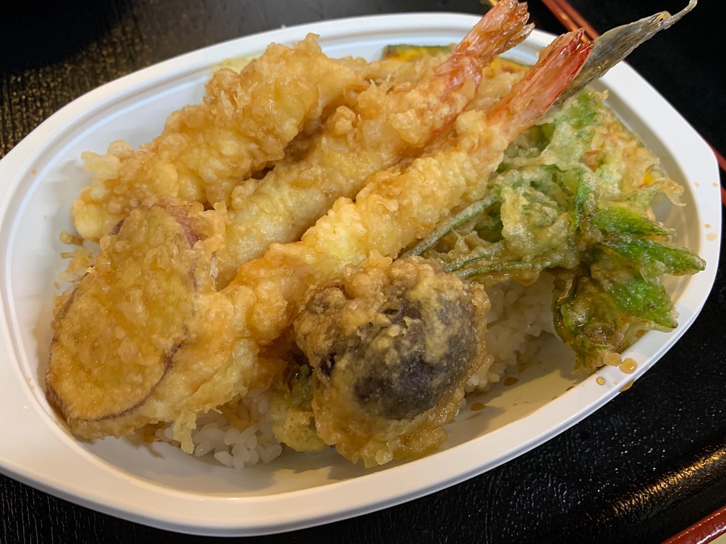 〜天丼弁当¥800円〜
電話予約できます